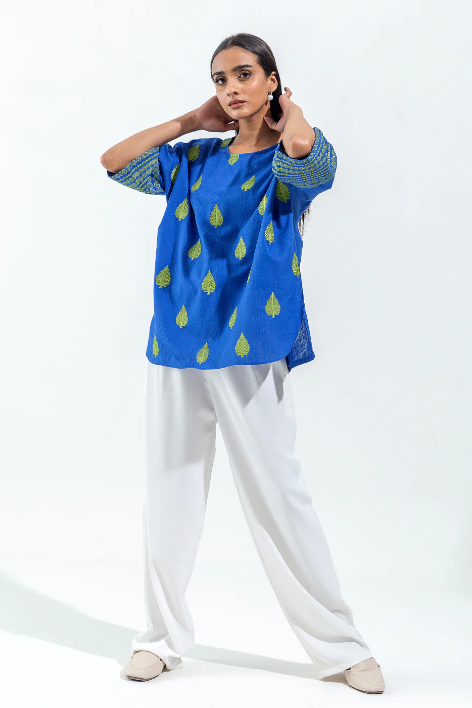 EMBROIDERED SLUB KHADDAR TOP (PRET) - Image 3
