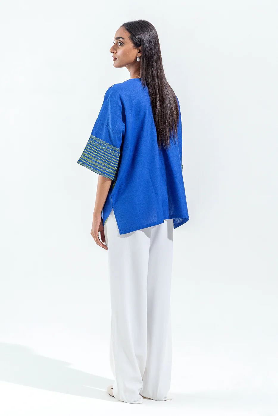 EMBROIDERED SLUB KHADDAR TOP (PRET) - Image 4