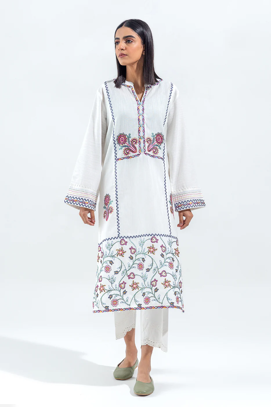 EMBROIDERED SLUB KHADDAR SHIRT(PRET) - Image 2