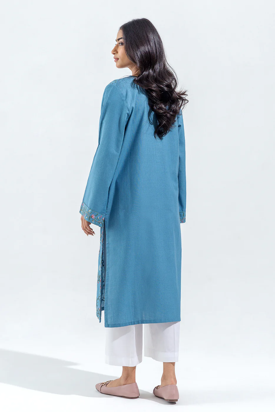 EMBROIDERED KHADDAR SHIRT (PRET) - Image 3