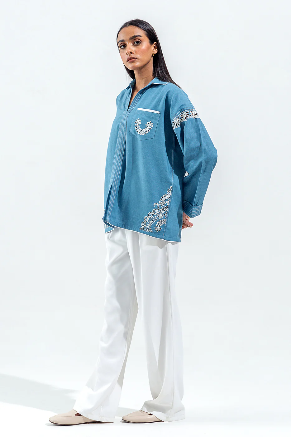 EMBROIDERED KHADDAR SHIRT (PRET) - Image 4