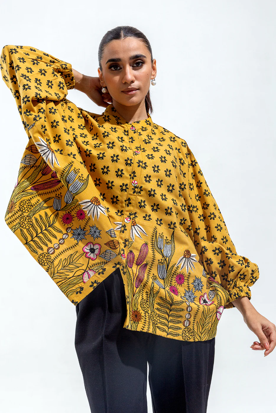 EMBROIDERED CHAMBRAY TOP (PRET) - Image 2