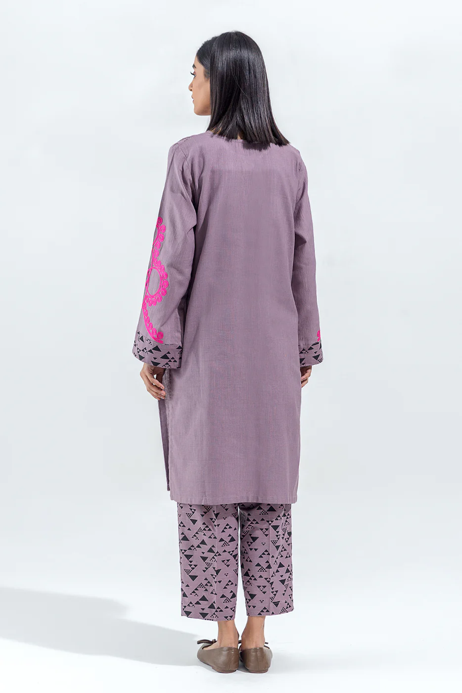 2 PIECE EMBROIDERED SLUB KHADDAR SUIT(PRET) - Image 3