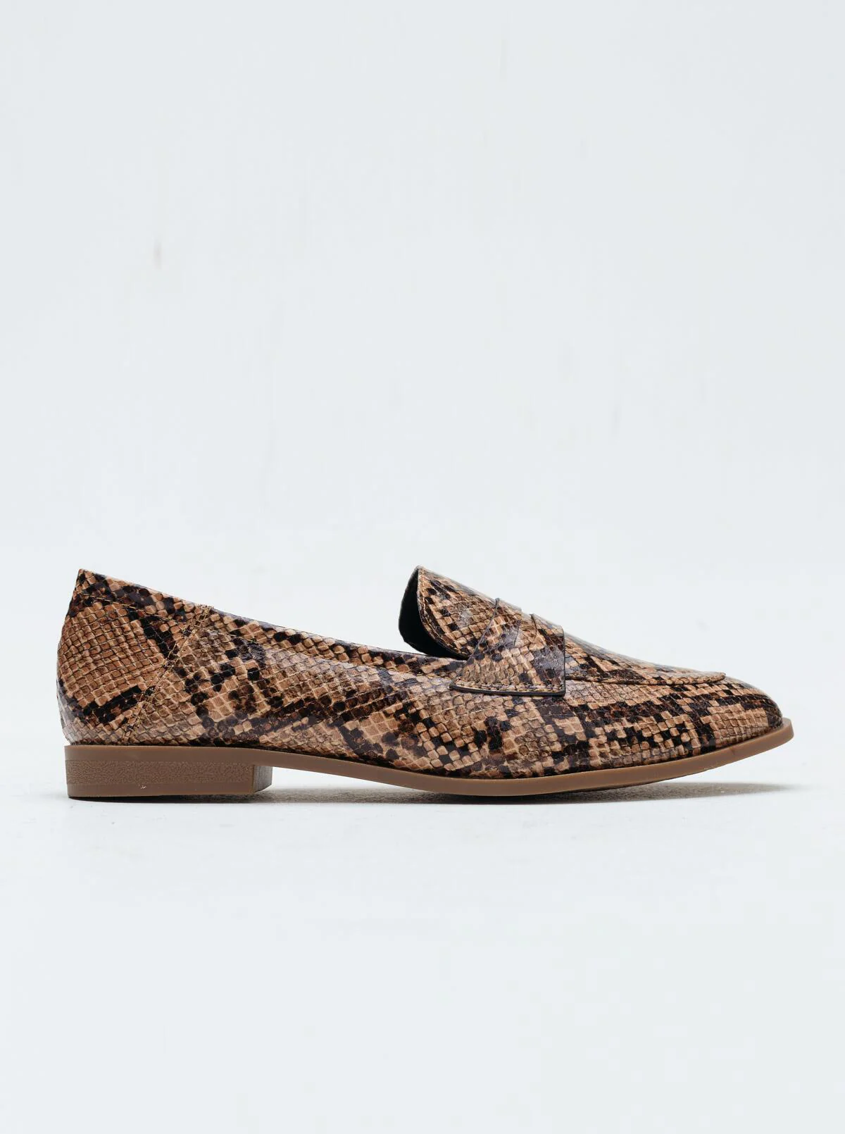 Footwear - Image 2