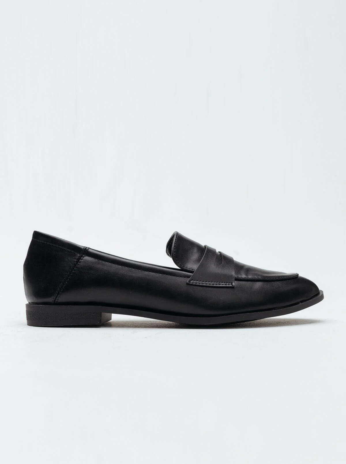 Footwear - Image 2
