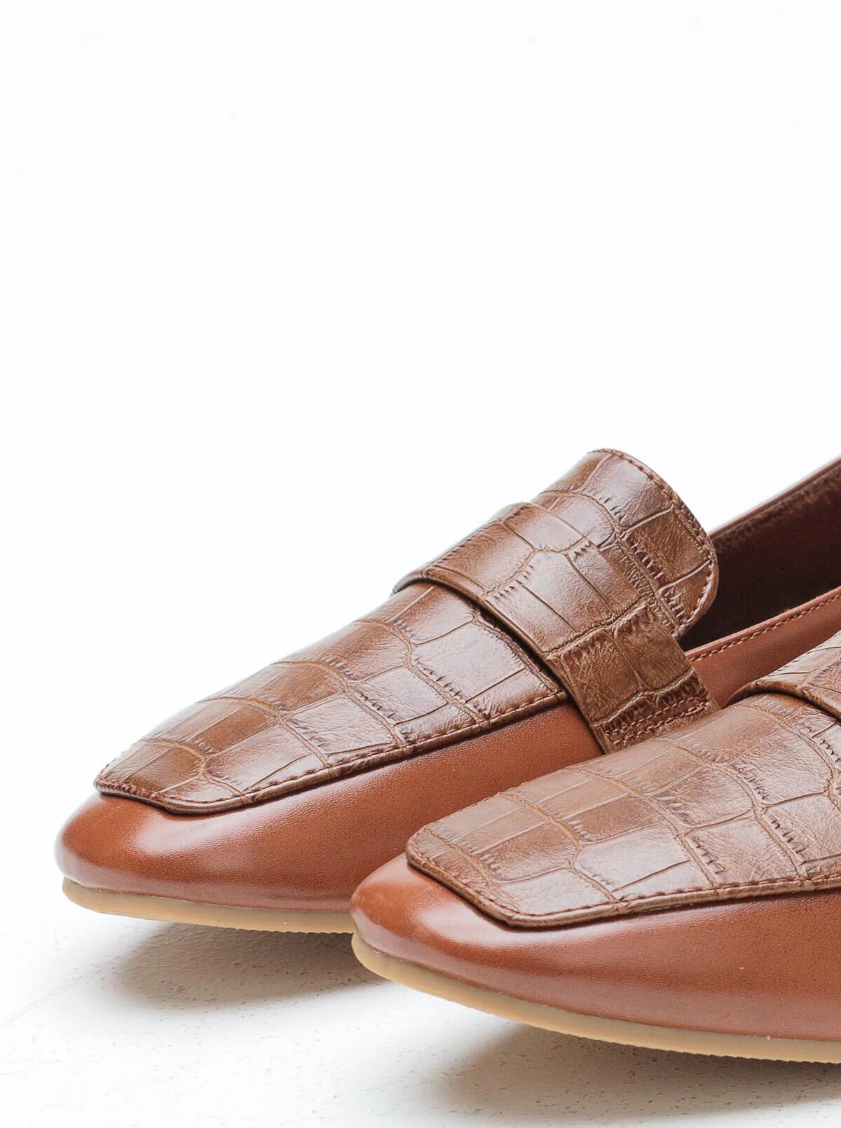 Footwear - Image 3
