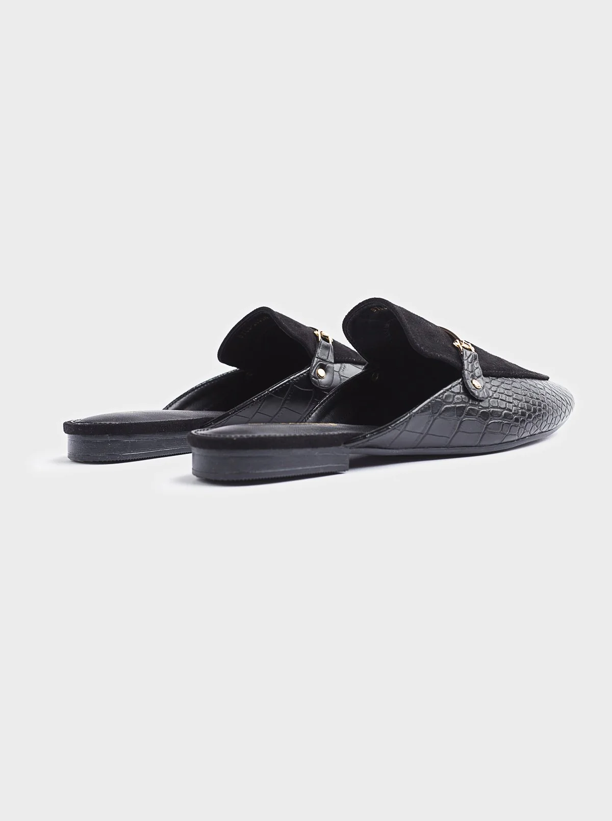 Footwear - Image 3