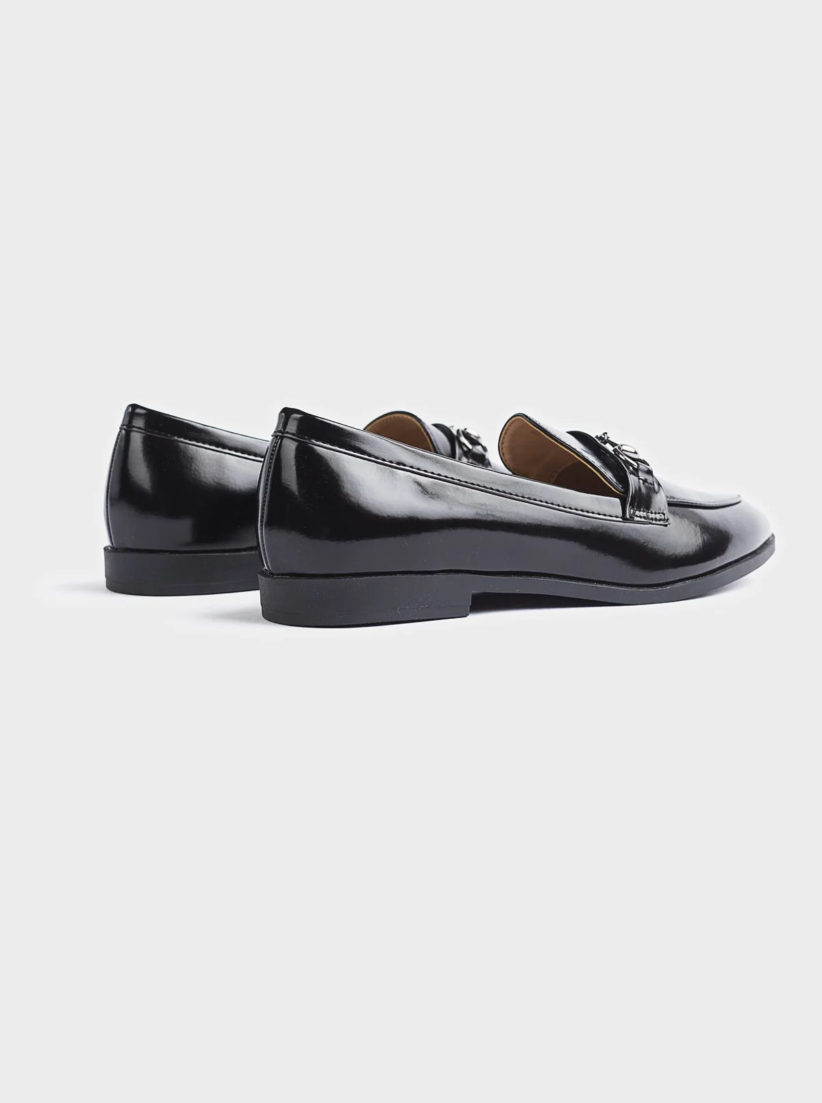 Footwear - Image 5