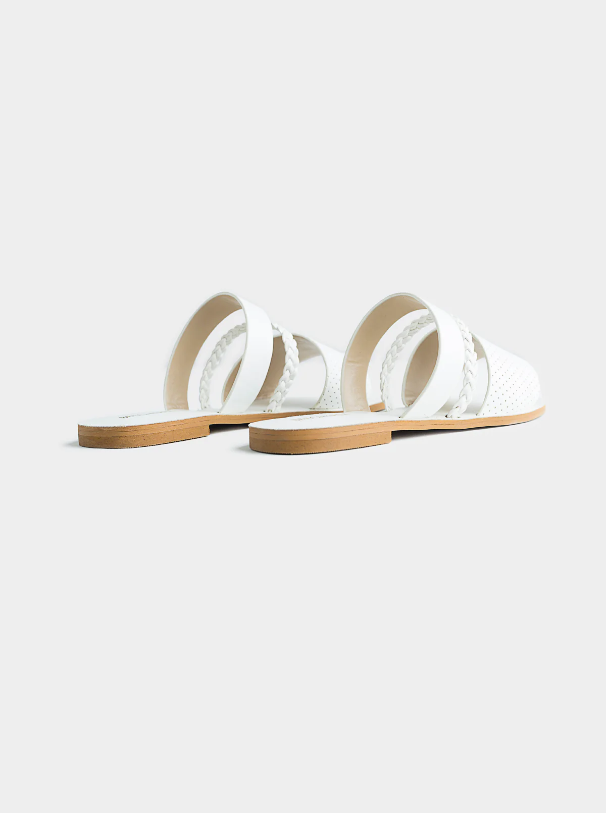 FOOTWEAR - Image 4