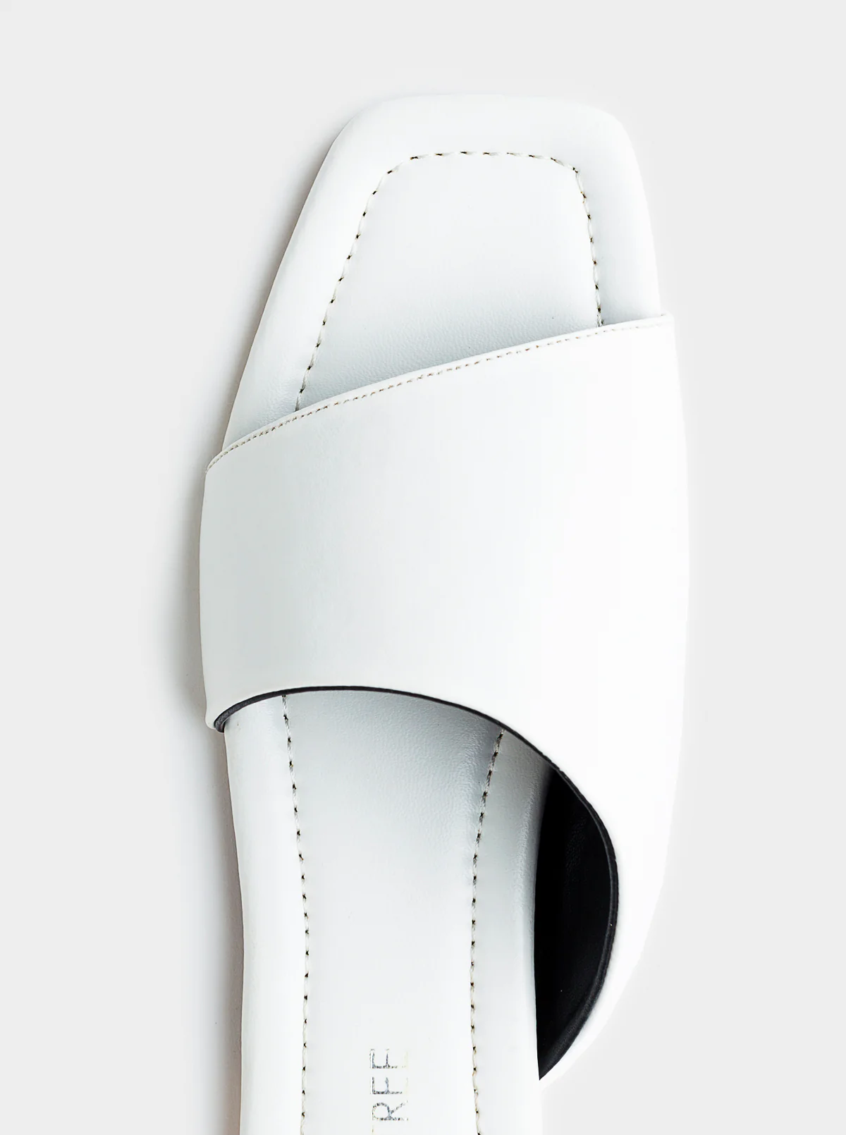 FOOTWEAR - Image 3