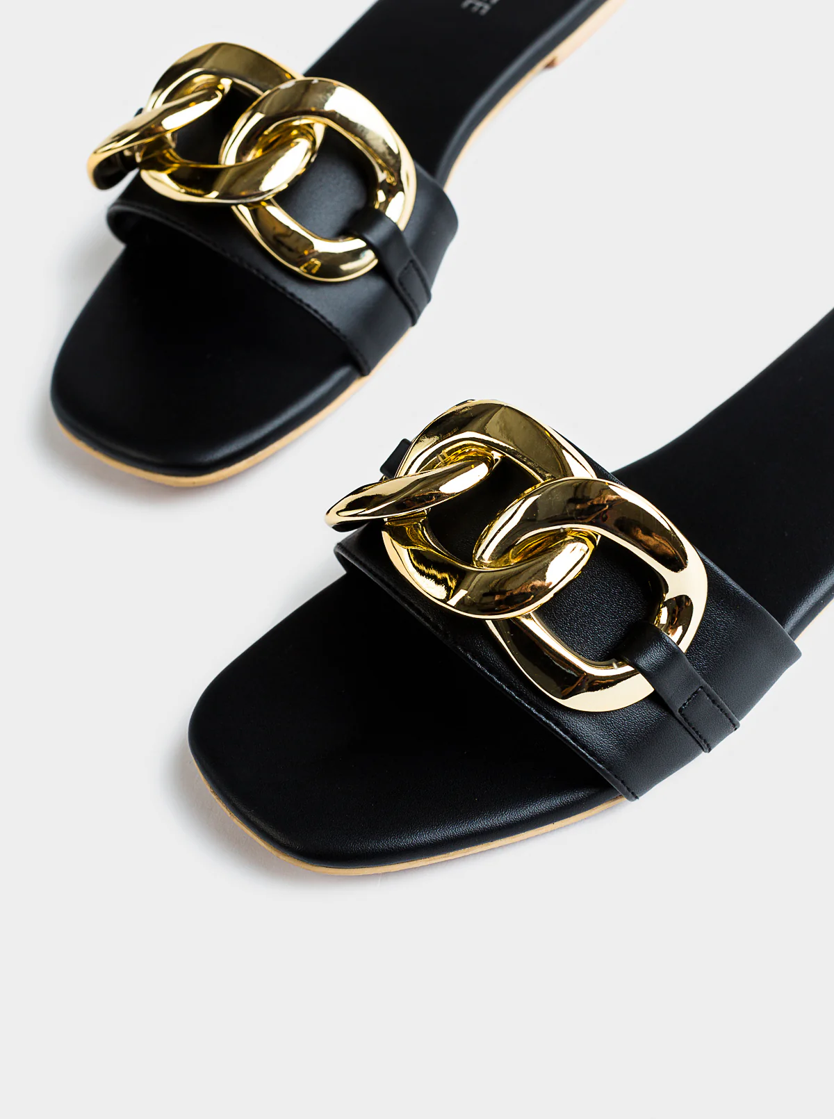 FOOTWEAR - Image 5
