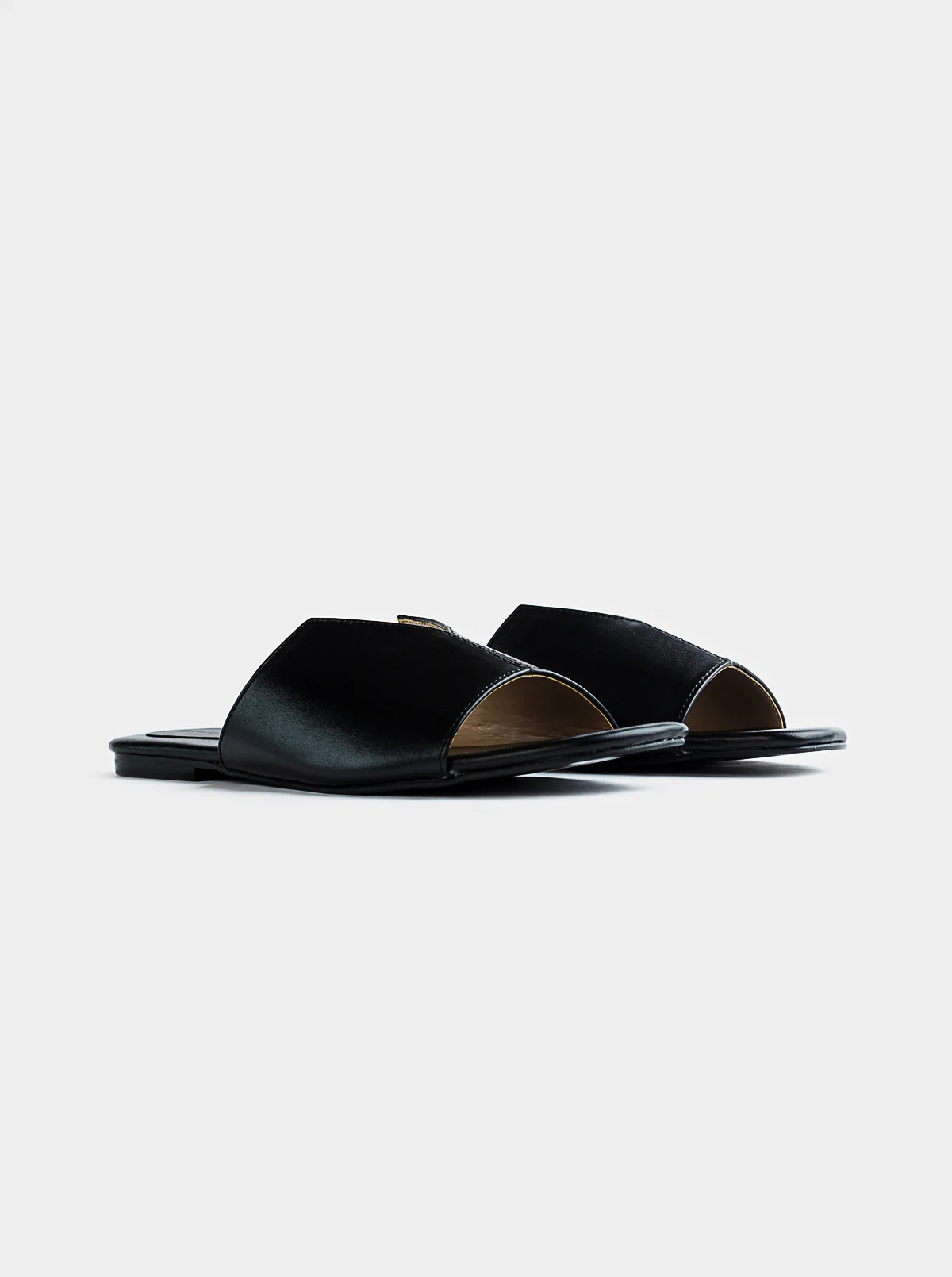 FOOTWEAR - Image 2