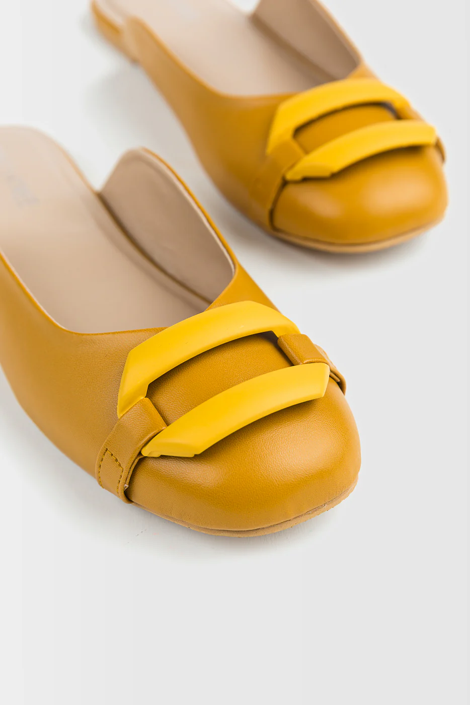 FOOTWEAR - Image 3