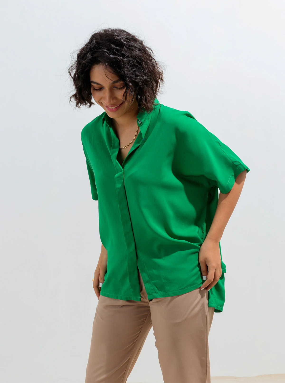BRIGHT GREEN FLOWY COLLAR SHIRT - Image 2