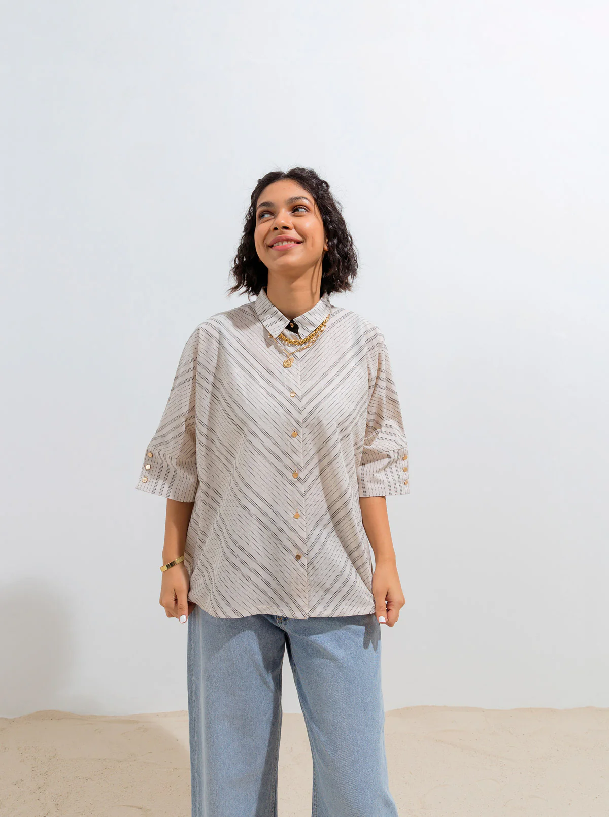 OFF-WHITE STRIPED BOXY COLLAR SHIRT - Image 4