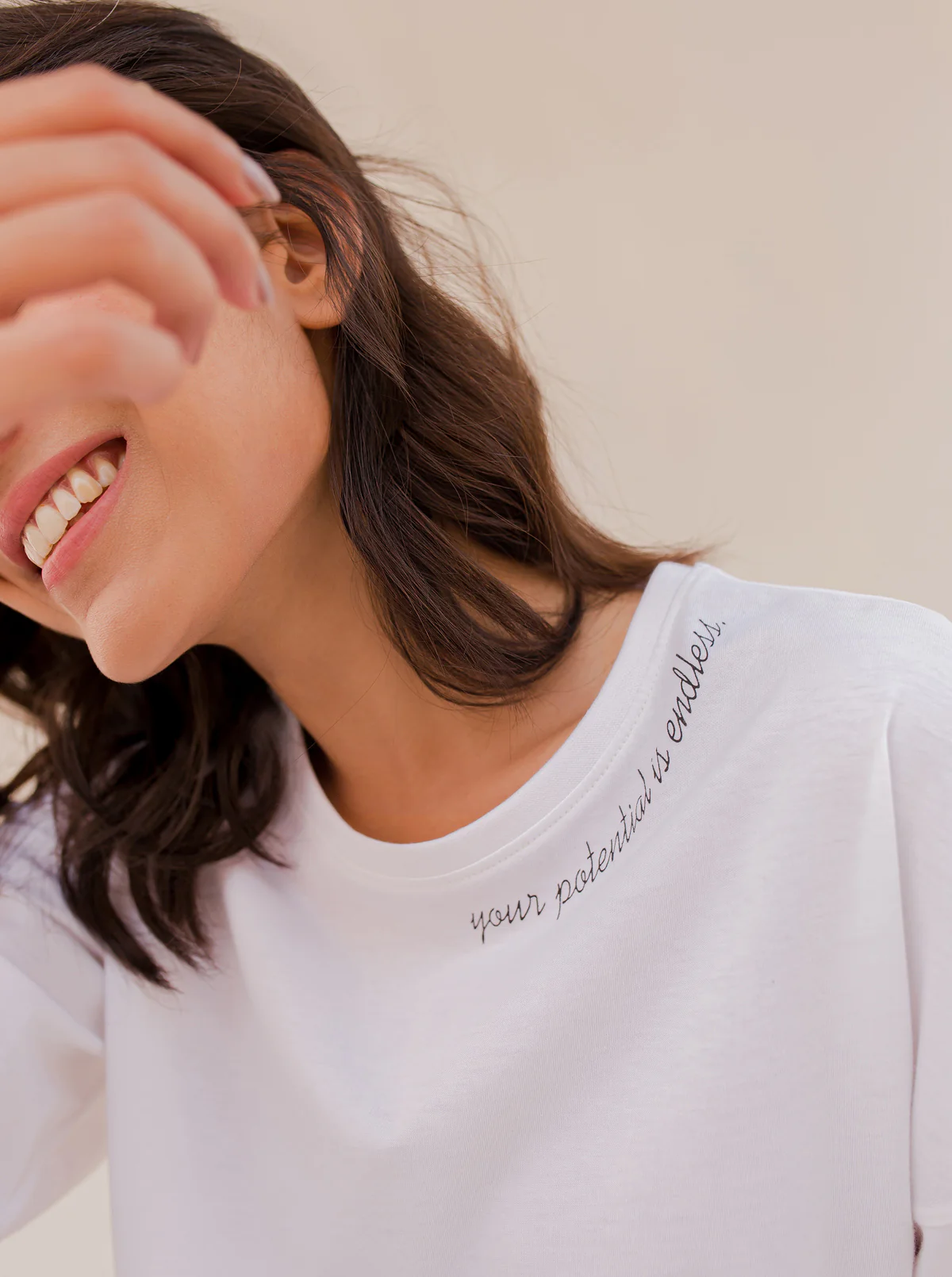 WHITE TEXT T-SHIRT - Image 2