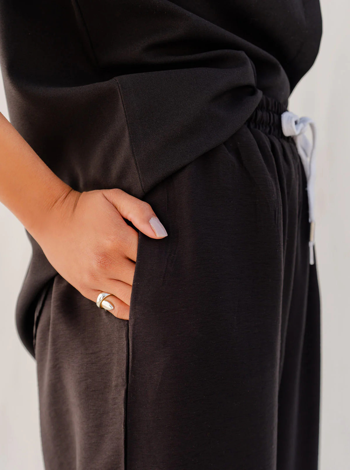 BLACK DRAWSTRING CULOTTES - Image 3