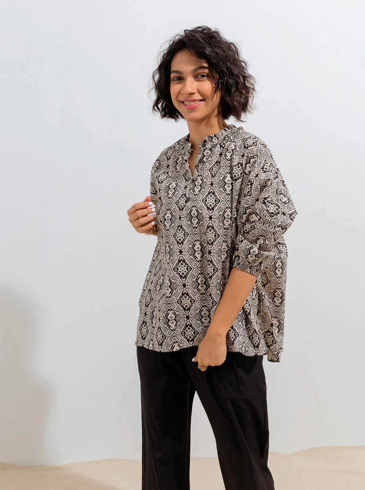 MONOCHROMATIC PRINT TOP - Image 3
