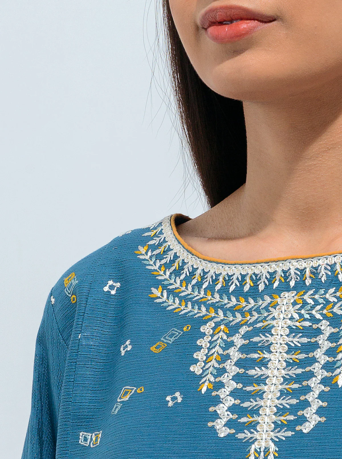 EMBROIDERED SHIRT WITH DUPATTA - Image 2