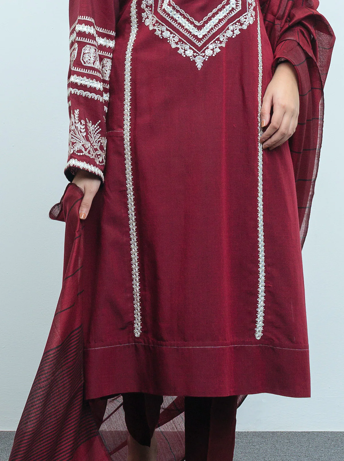 EMBROIDERED SHIRT WITH DUPATTA - Image 2