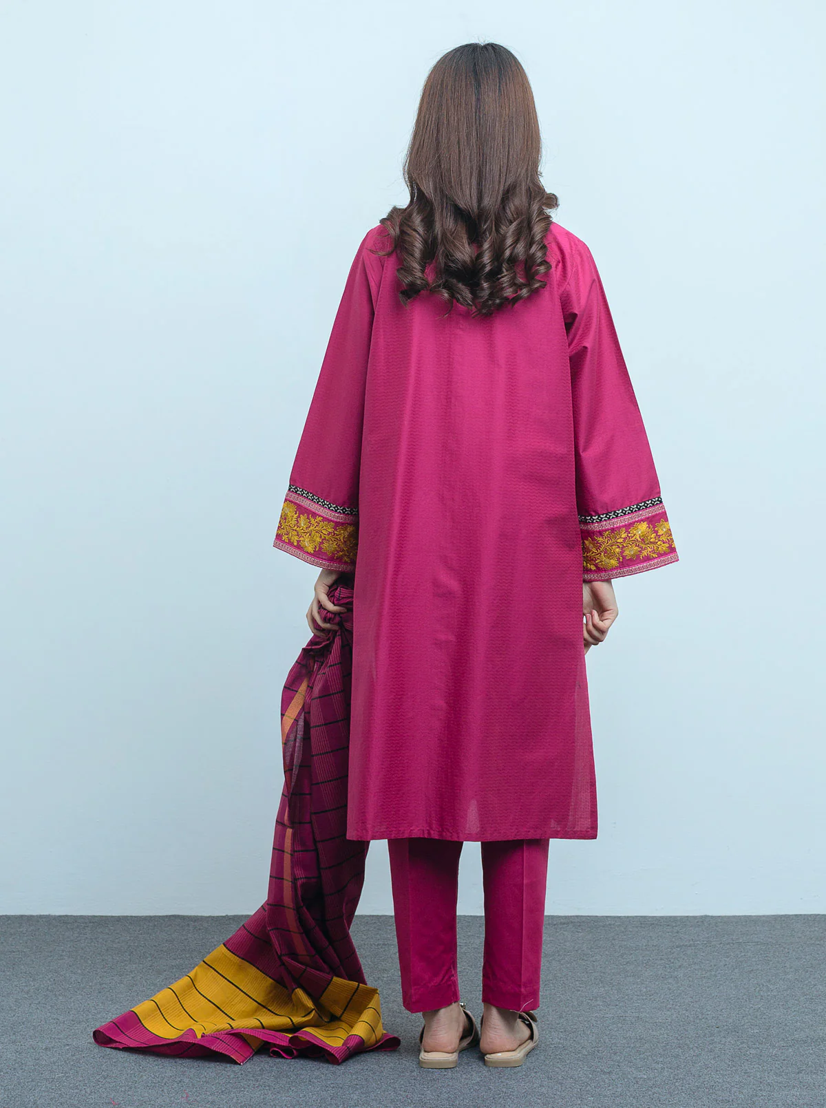 EMBROIDERED SHIRT WITH DUPATTA - Image 3