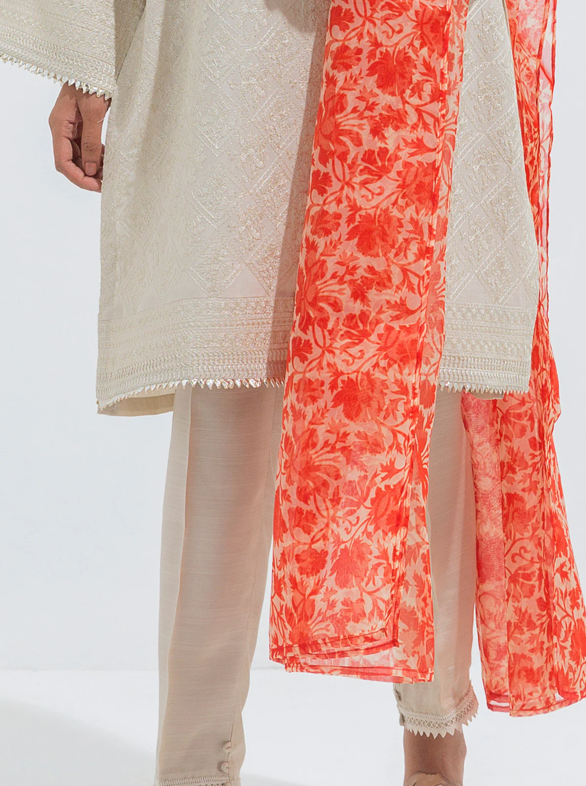 EMBROIDERED SHIRT WITH DUPATTA - Image 2