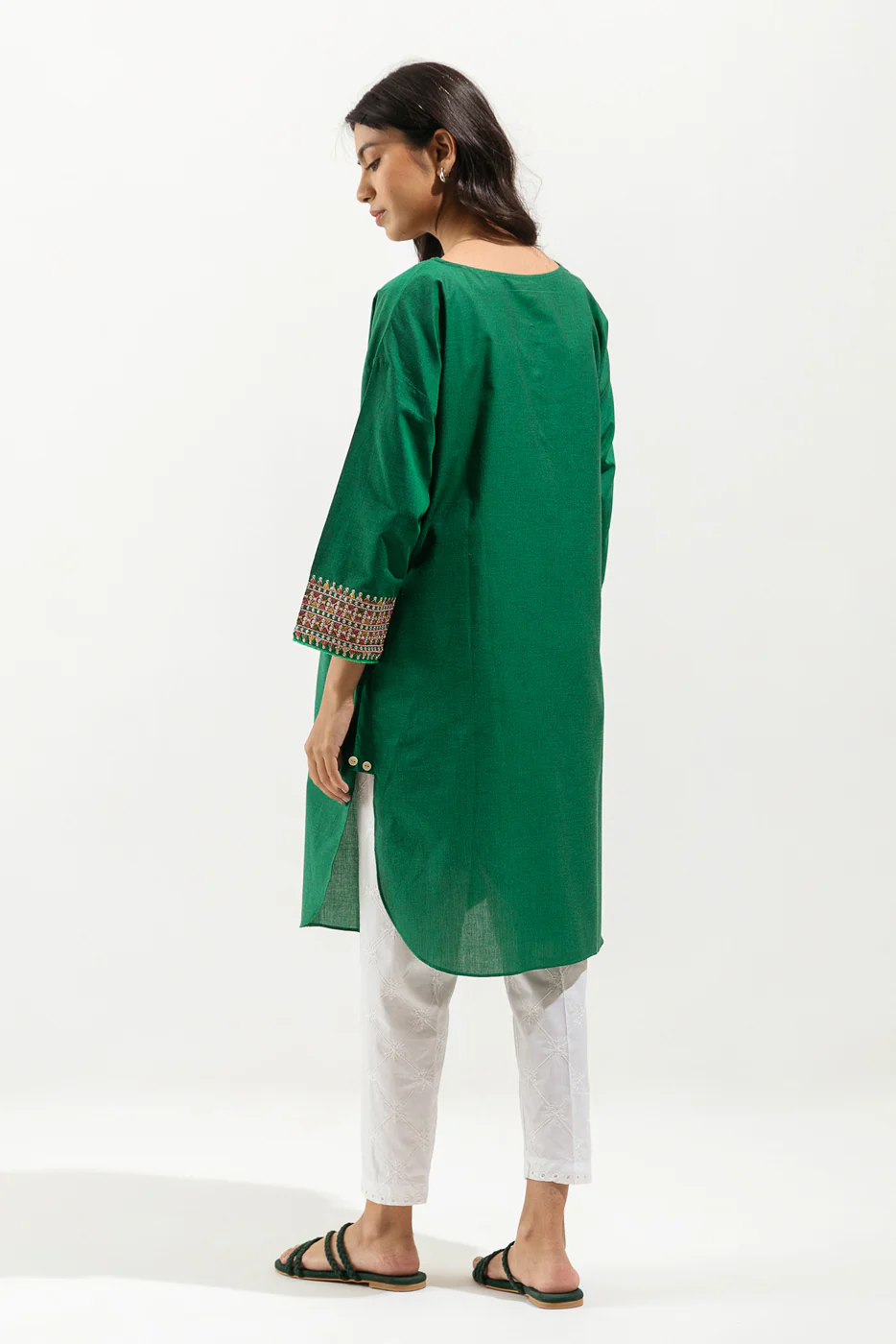 EMBROIDERED CHAMBRAY SHIRT (PRET) - Image 2
