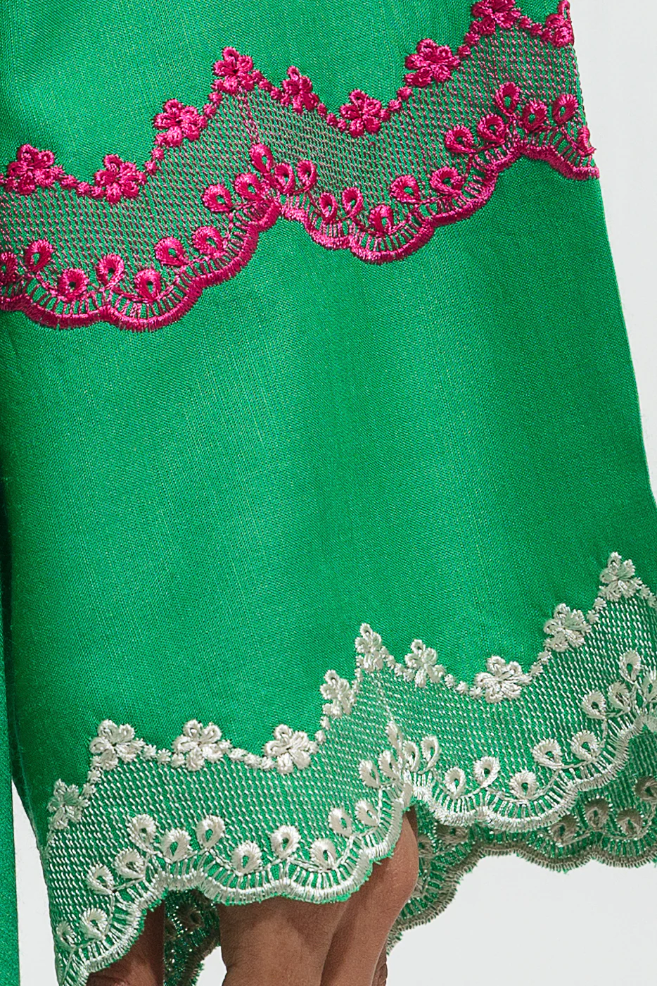 EMBROIDERED VISCOSE SHIRT (PRET) - Image 2