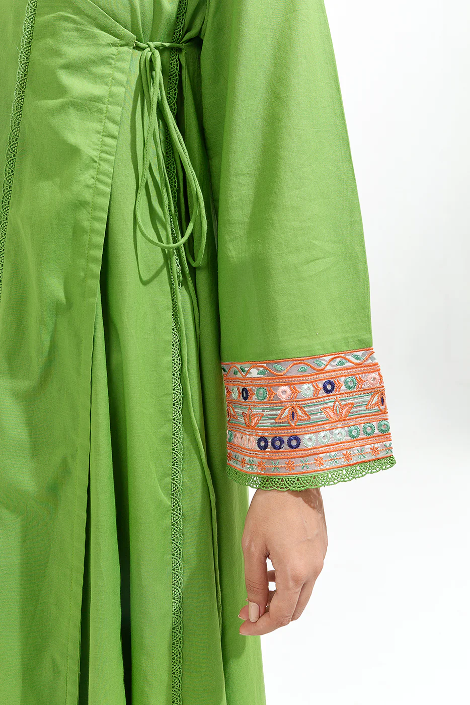 EMBROIDERED COTTON SHIRT (PRET) - Image 2