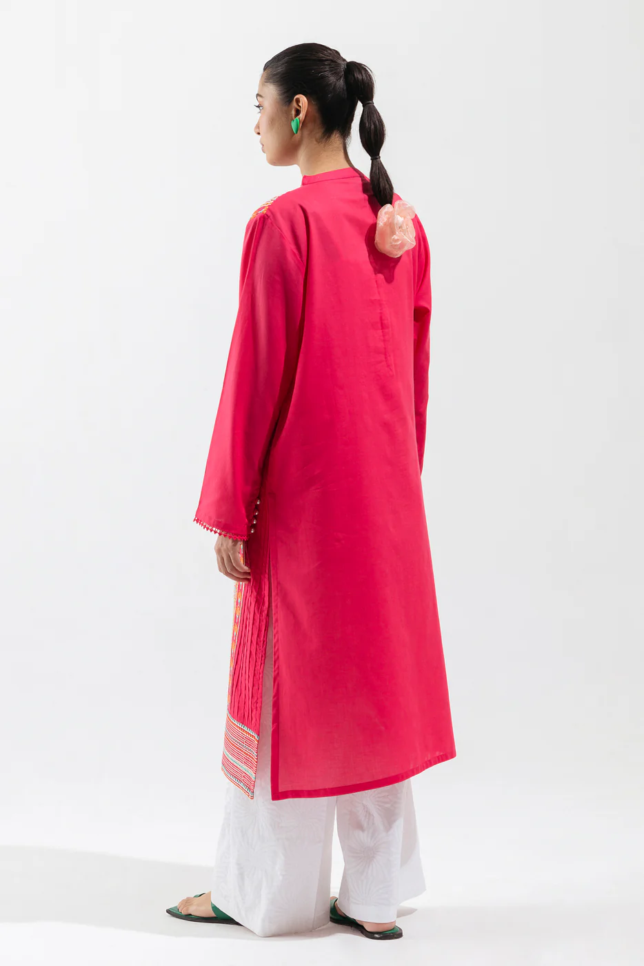 EMBROIDERED LAWN SHIRT (PRET) - Image 2