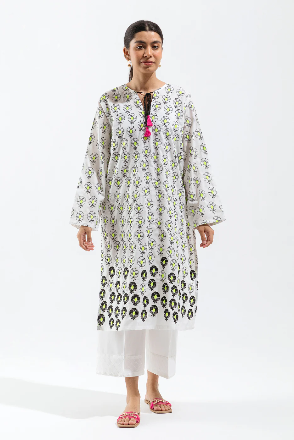EMBROIDERED LAWN SHIRT (PRET) - Image 3