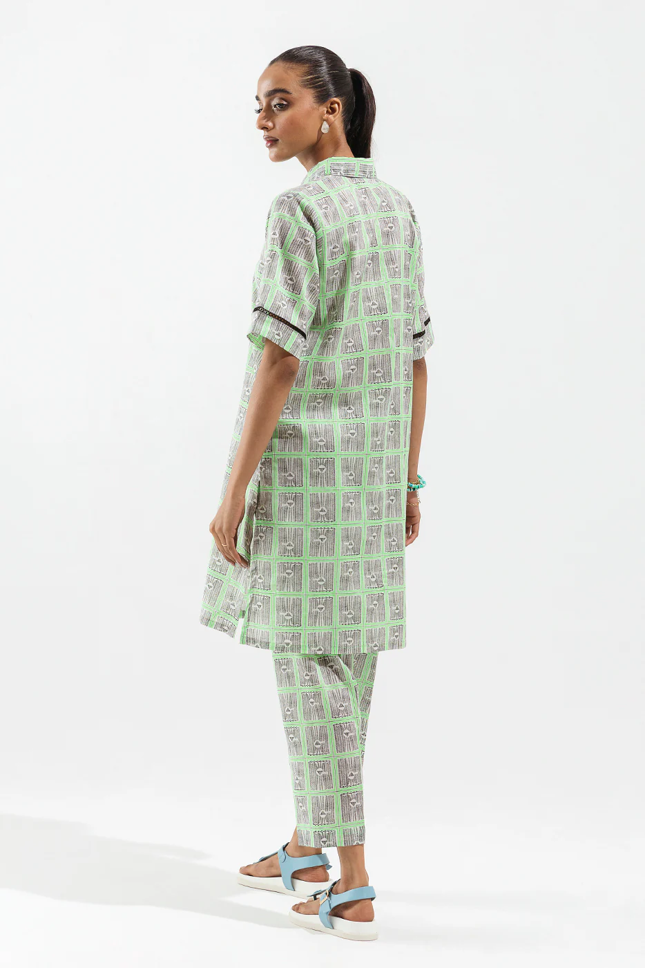 2 PIECE PRINTED VISCOSE SUIT (PRET) - Image 3