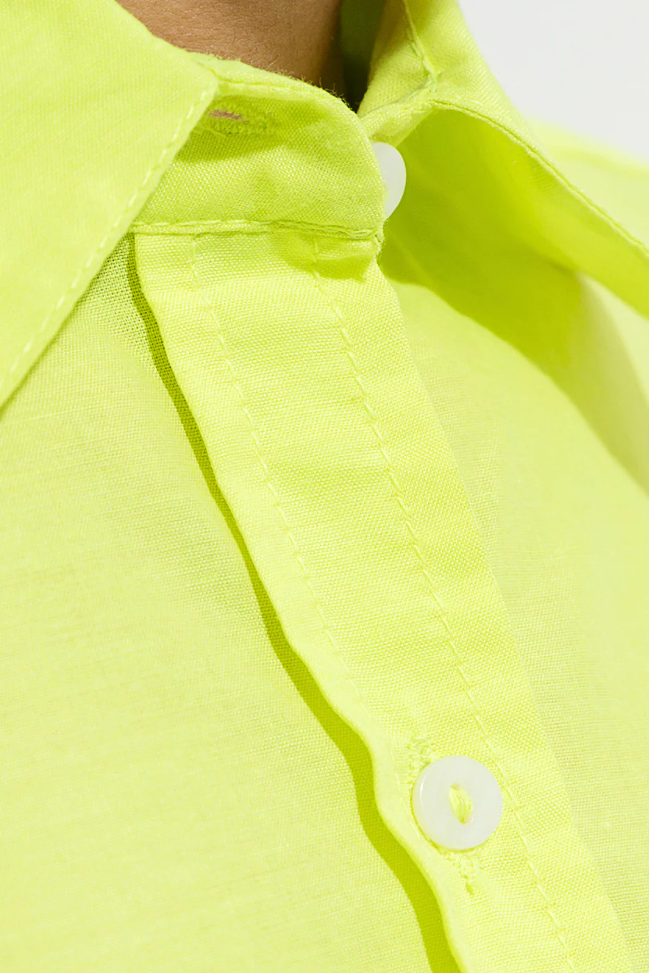 BASIC CHAMBRAY SHIRT (PRET) - Image 2