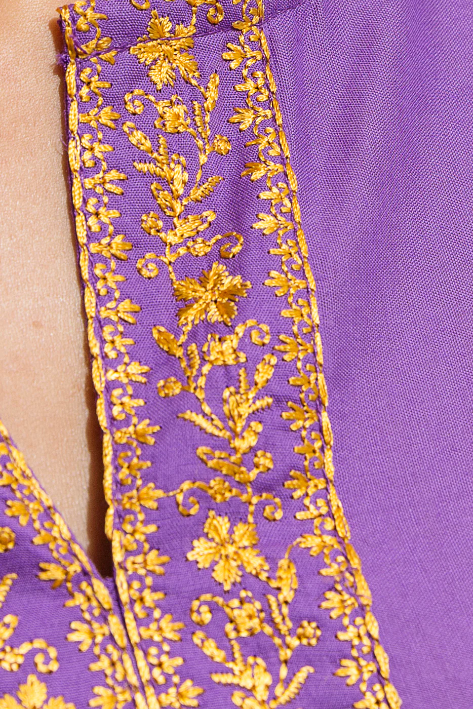 EMBROIDERED LAWN SHIRT(PRET) - Image 4