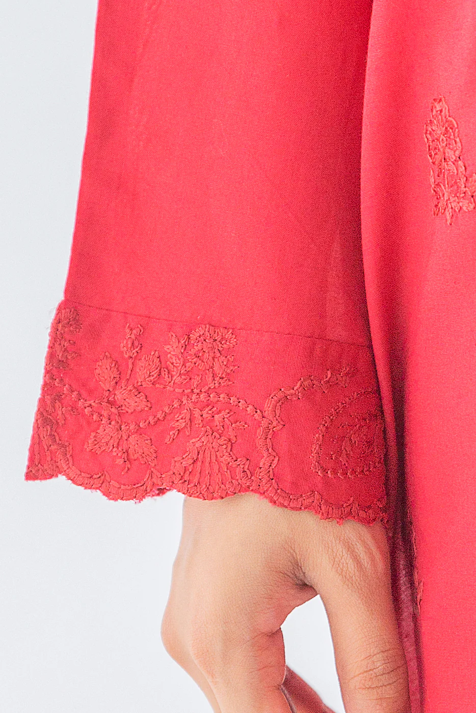 EMBROIDERED LAWN SHIRT (PRET) - Image 4