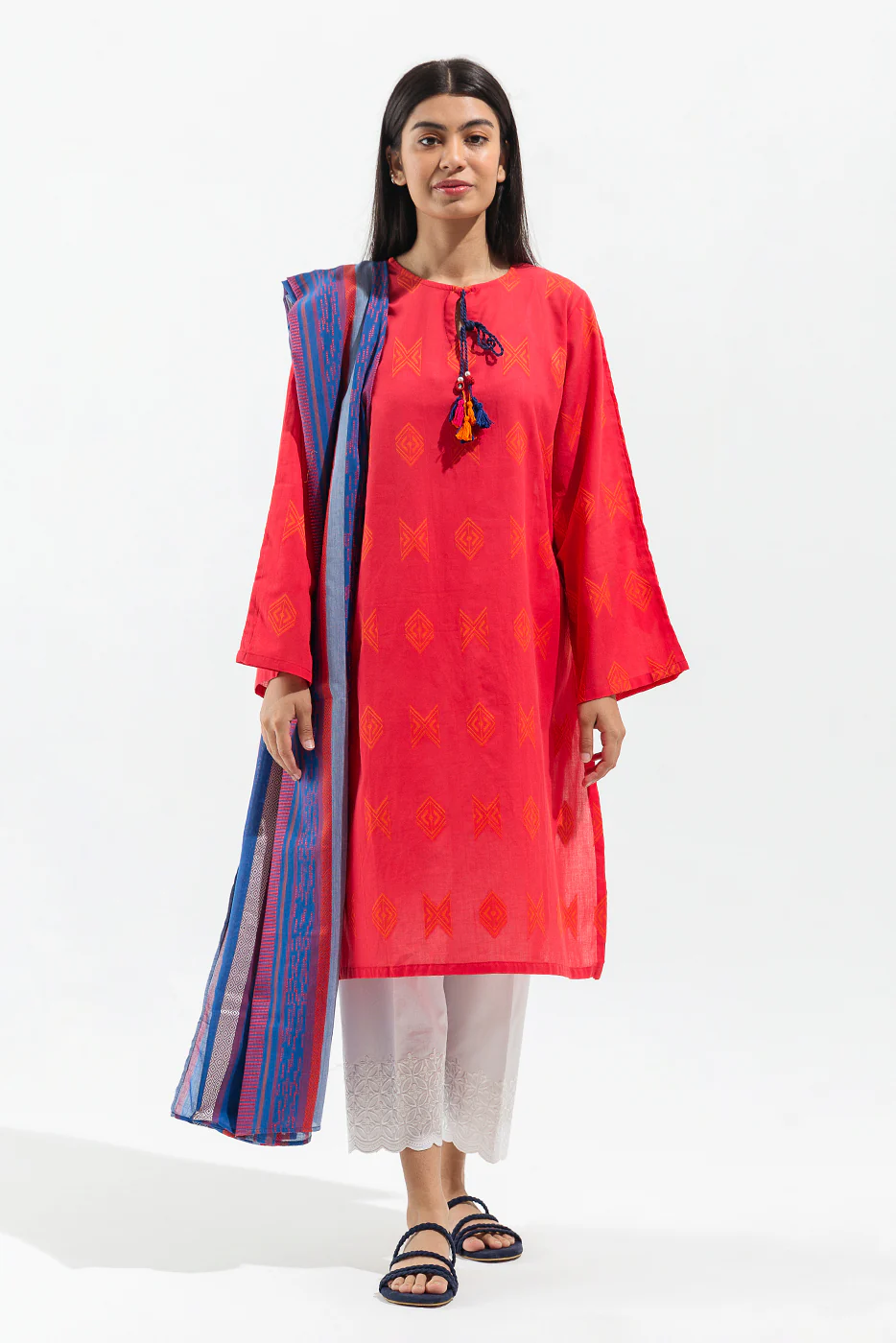 2 PIECE EMBROIDERED MULTI JACQUARD SUIT (PRET) - Image 2