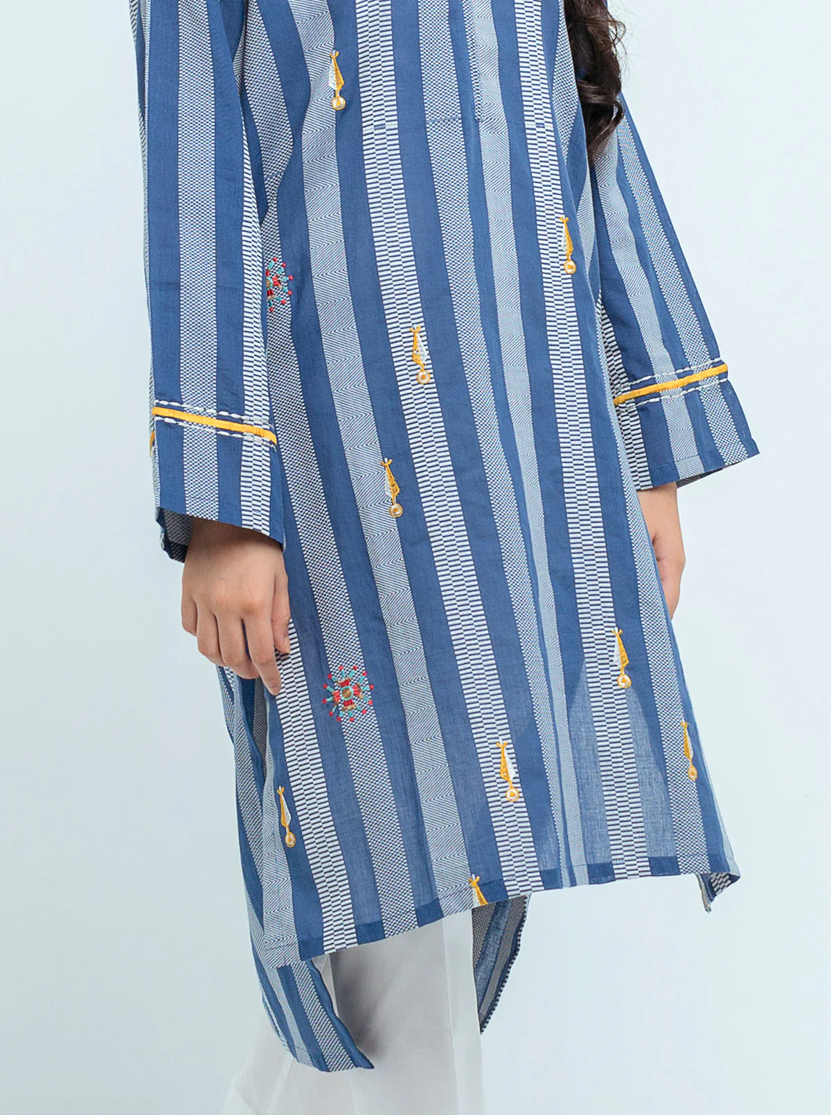 EMBROIDERED DOBBY HERRING BONE SHIRT (PRET) - Image 3