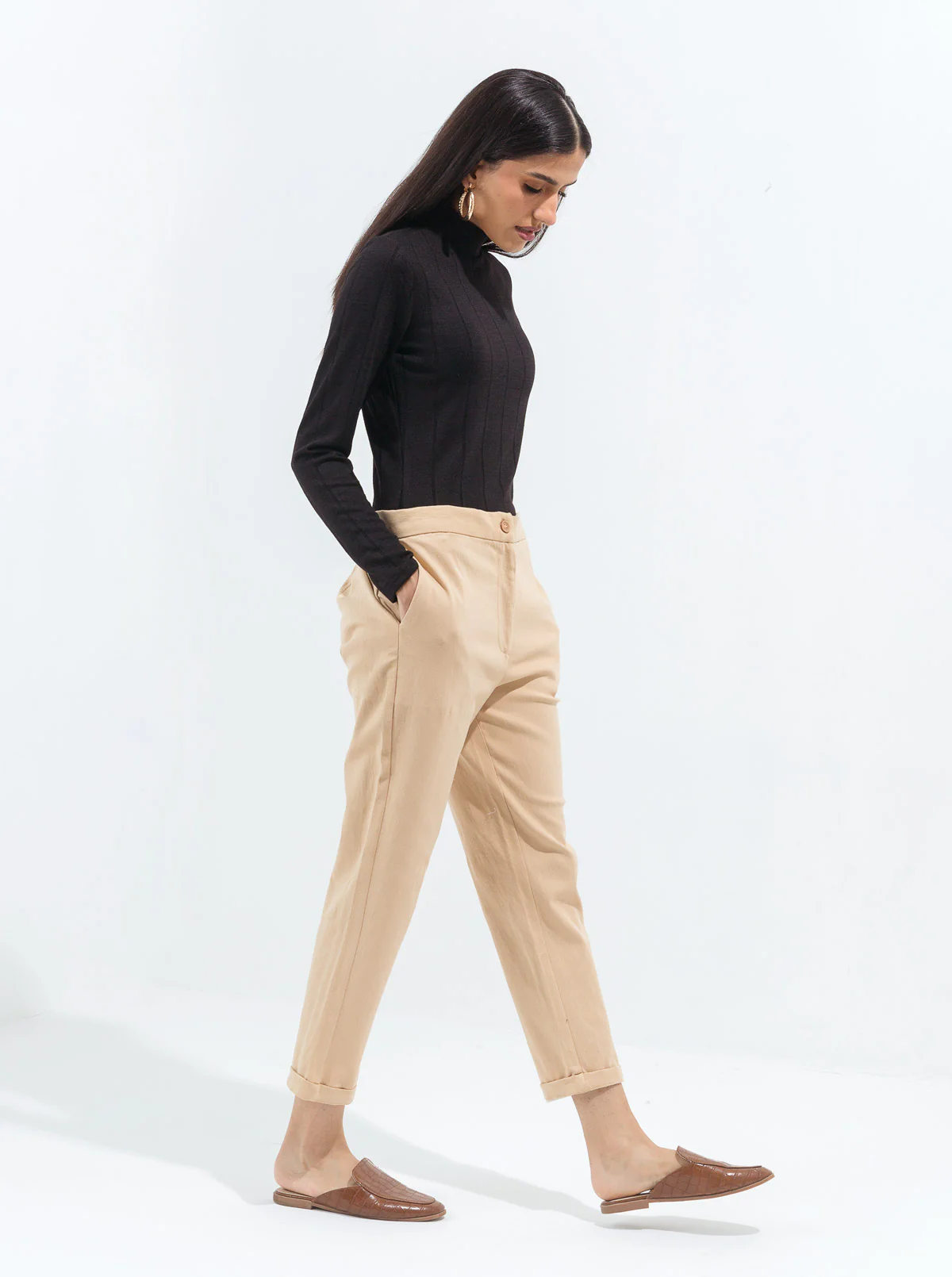 CROPPED STRETCH BEIGE PANTS - Image 2