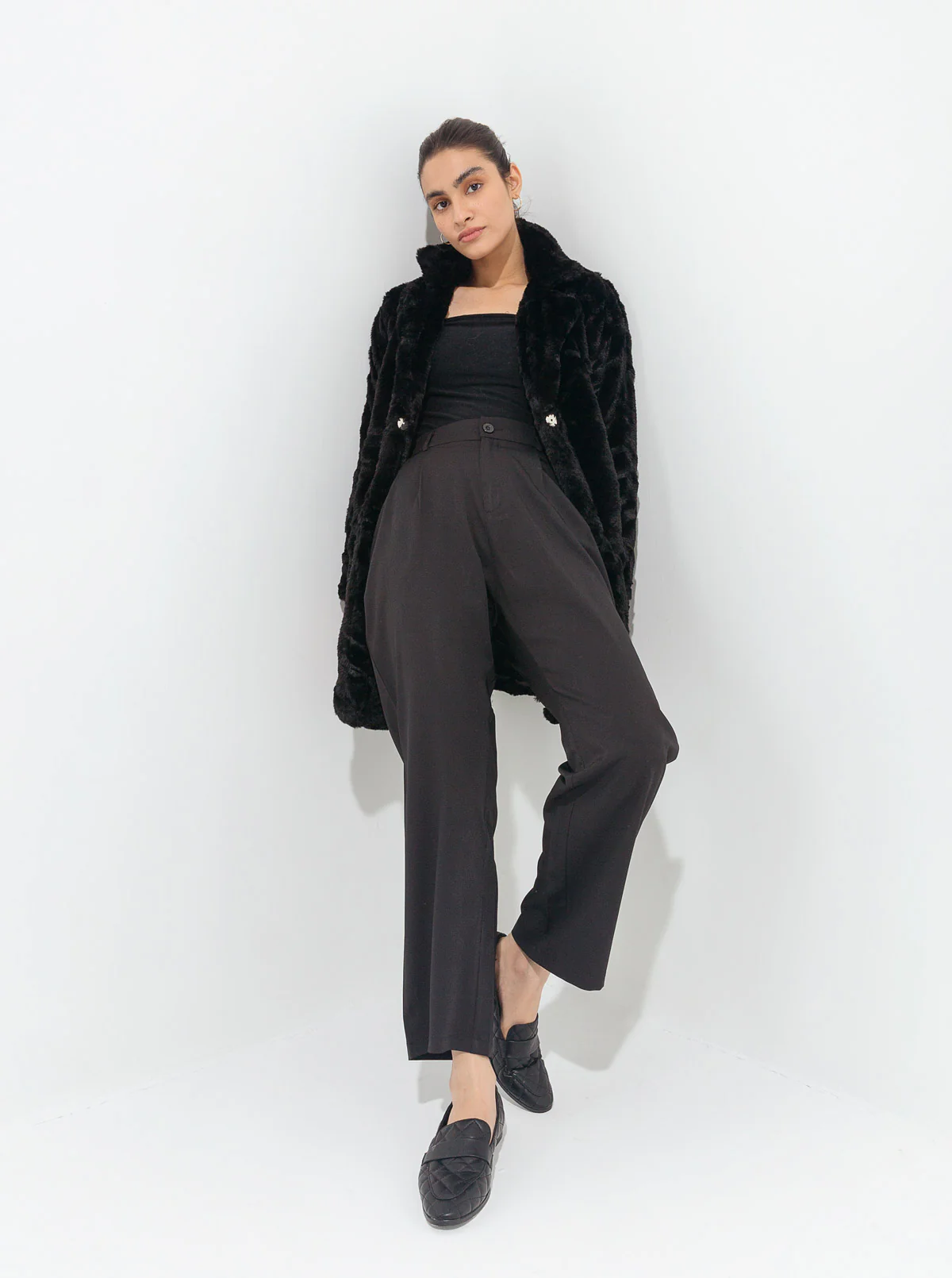 BLACK FAUX FUR JACKET - Image 2