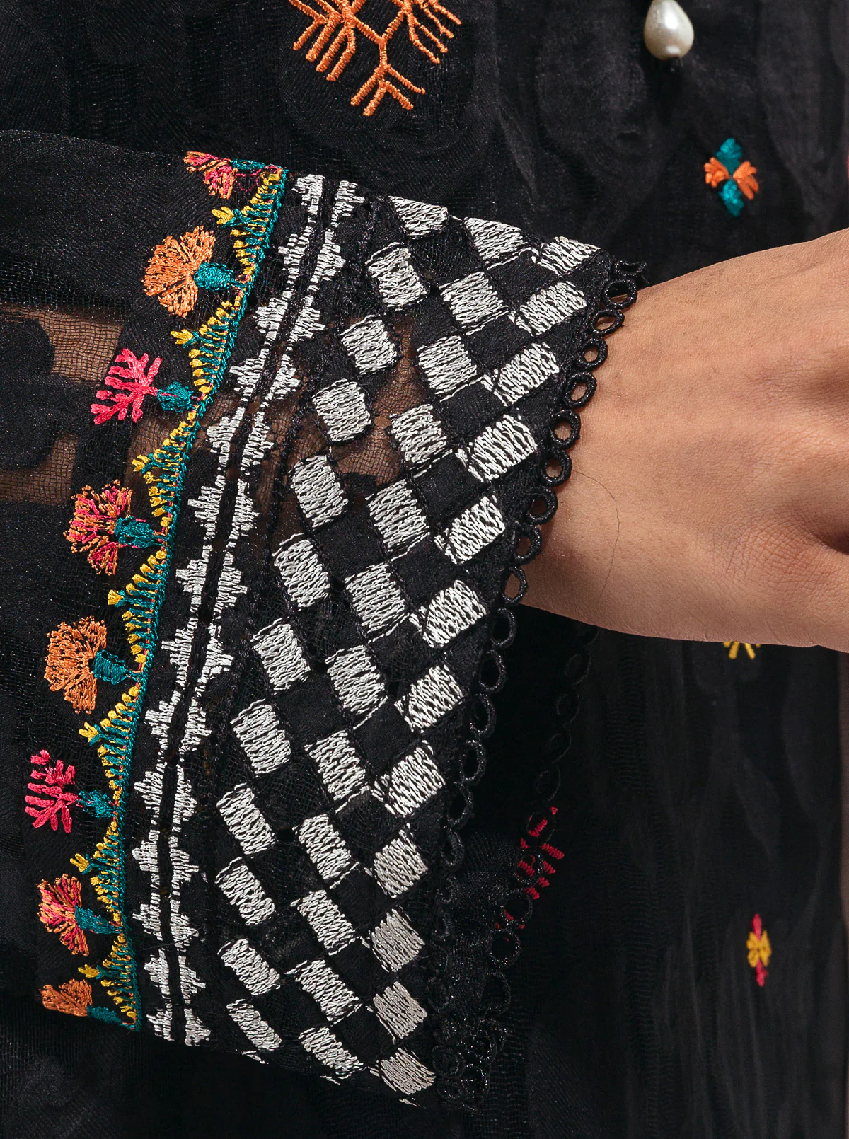 2 PIECE EMBROIDERED JACQUARD SUIT (LUXURY PRET) - Image 3