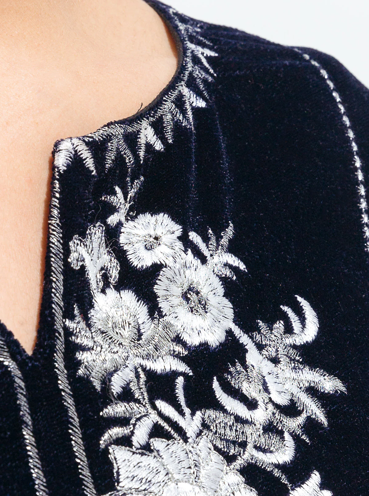 EMBROIDERED SHIRT - Image 4