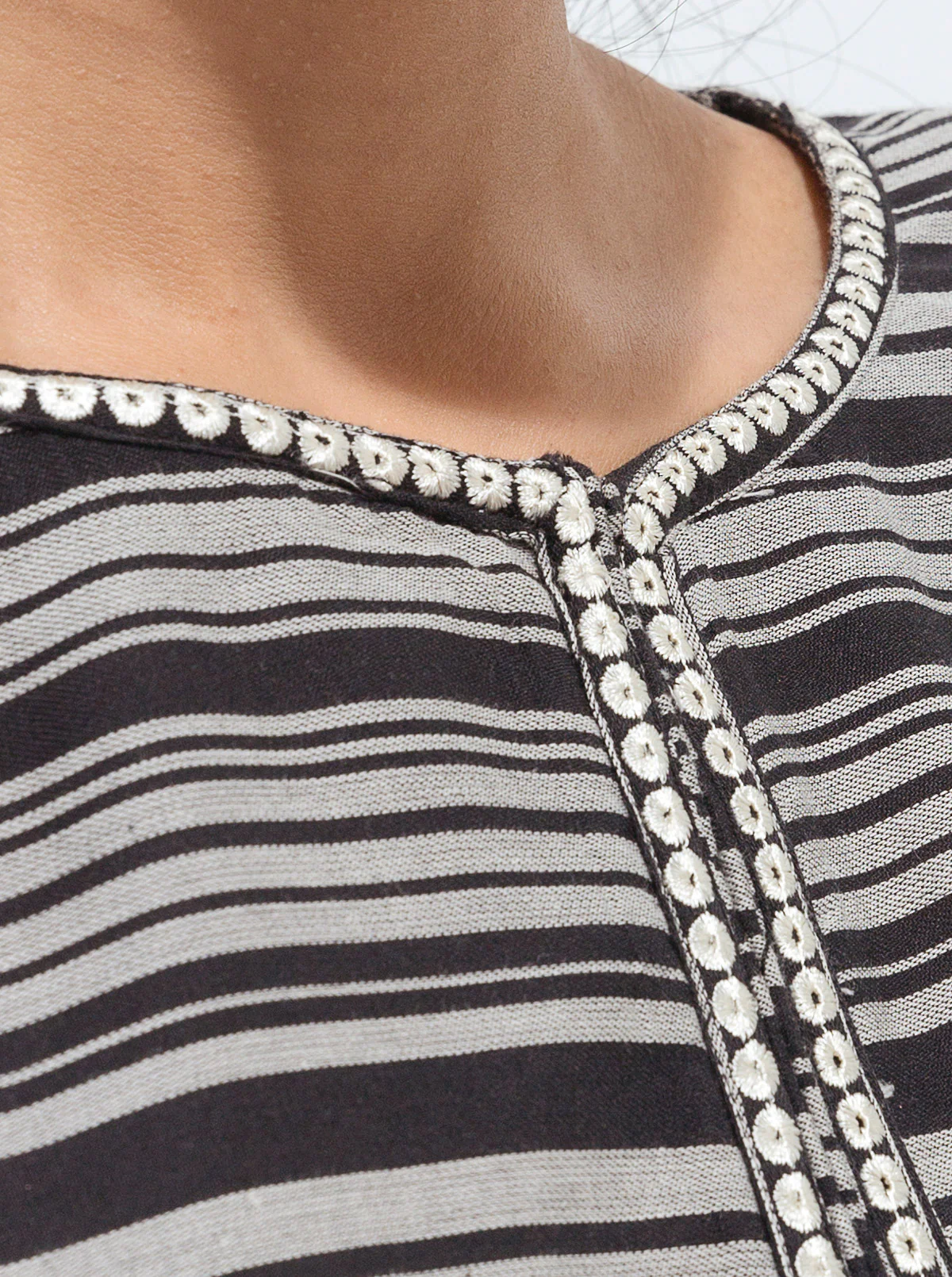 EMBROIDERED SHIRT - Image 3