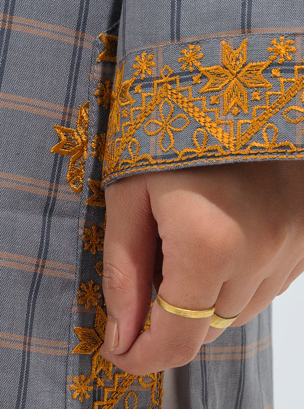 EMBROIDERED SHIRT - Image 3