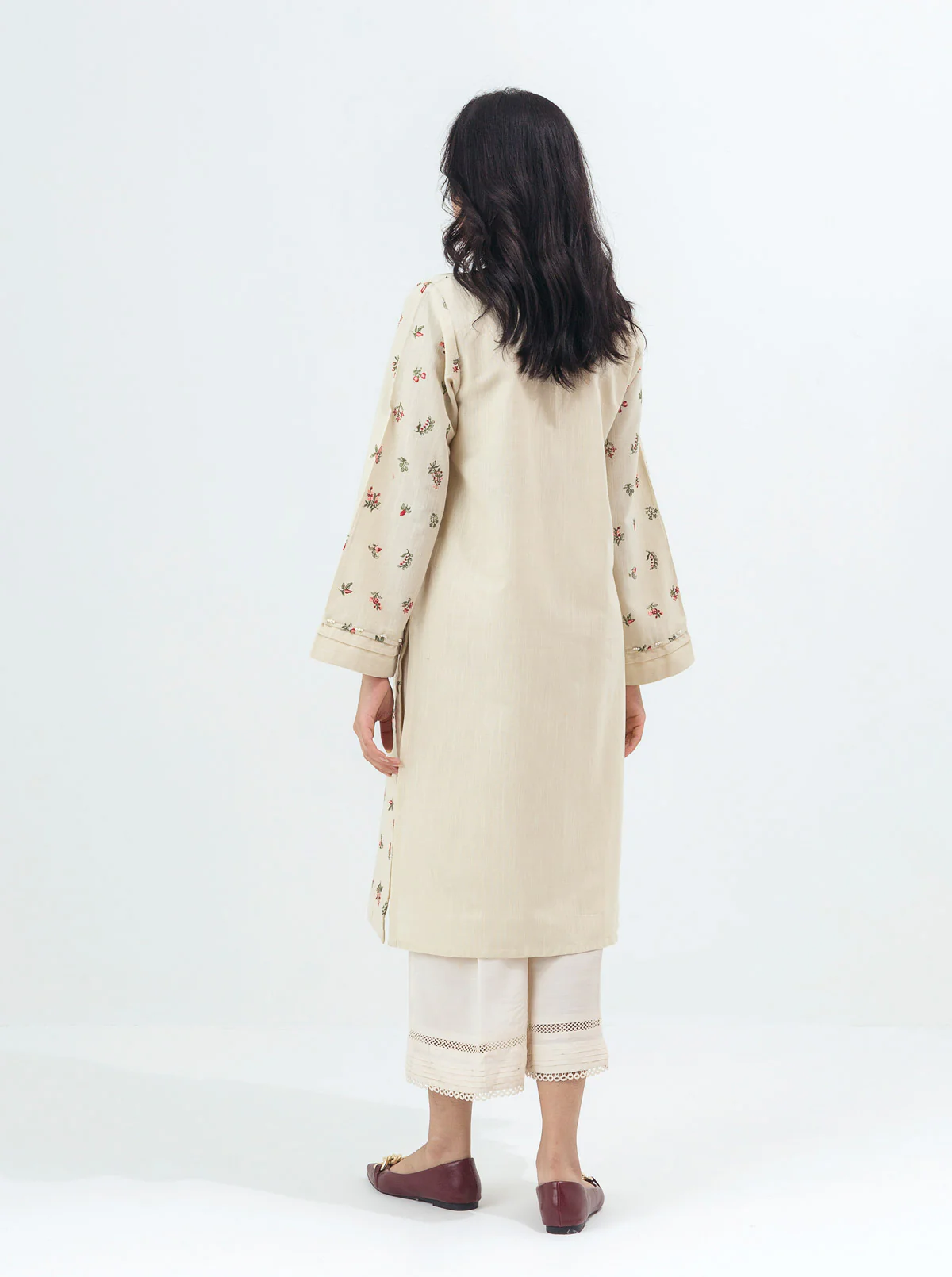 EMBROIDERED SLUB KHADDAR SHIRT (PRET) - Image 4