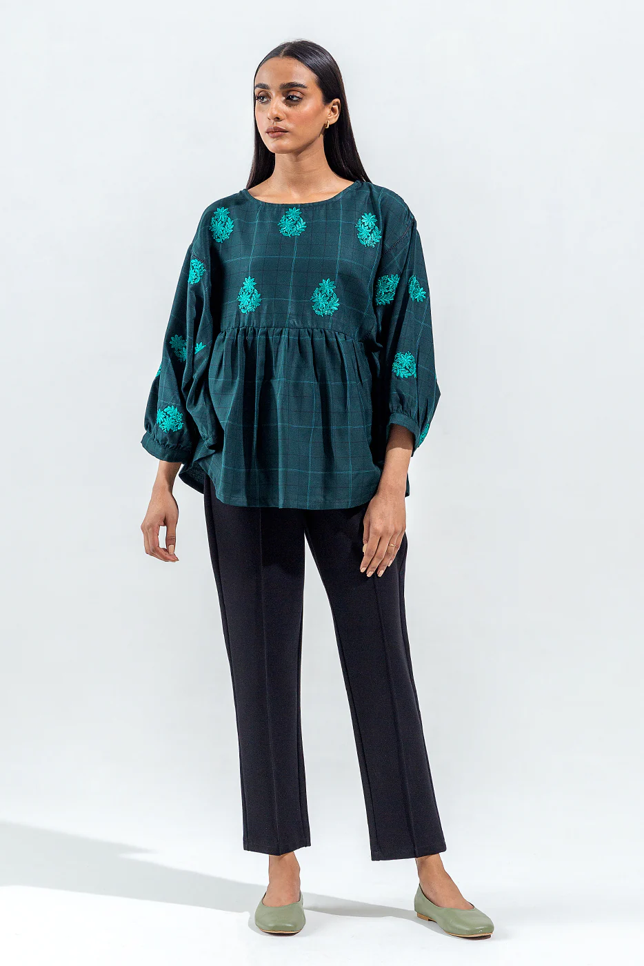 EMBROIDERED YARN DYED TOP (PRET) - Image 2