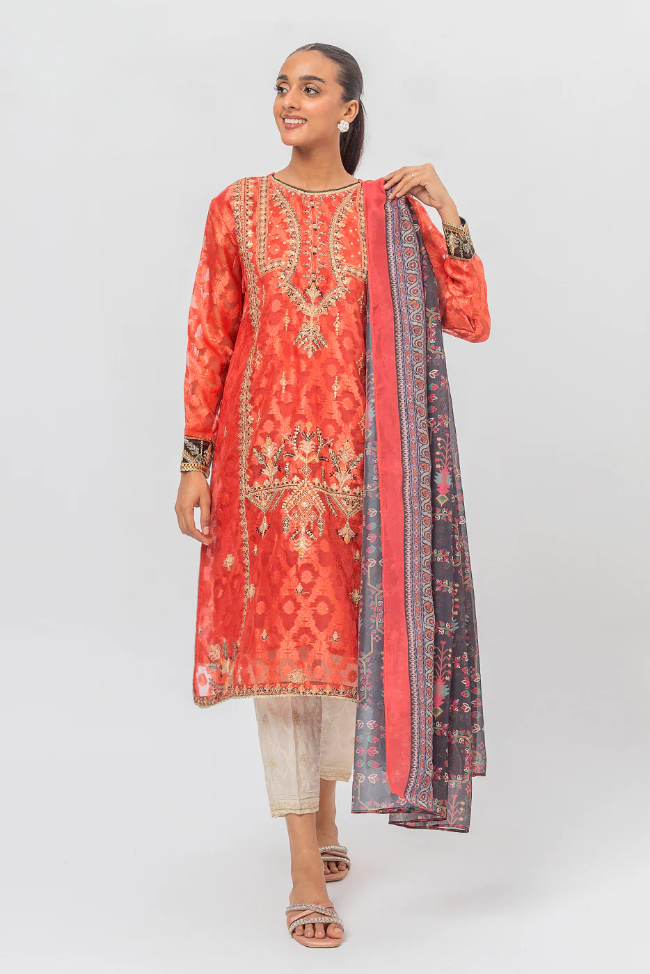 2 PIECE EMBROIDERED JACQUARD SUIT (LUXURY PRET) - Image 2