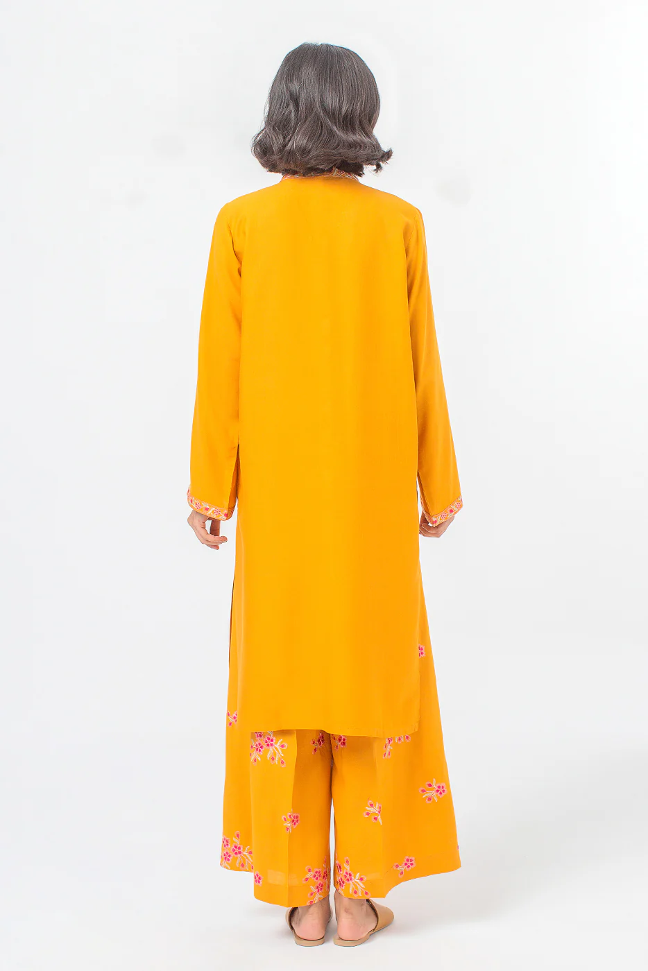2 PIECE EMBROIDERED VISCOSE SUIT (PRET) - Image 4