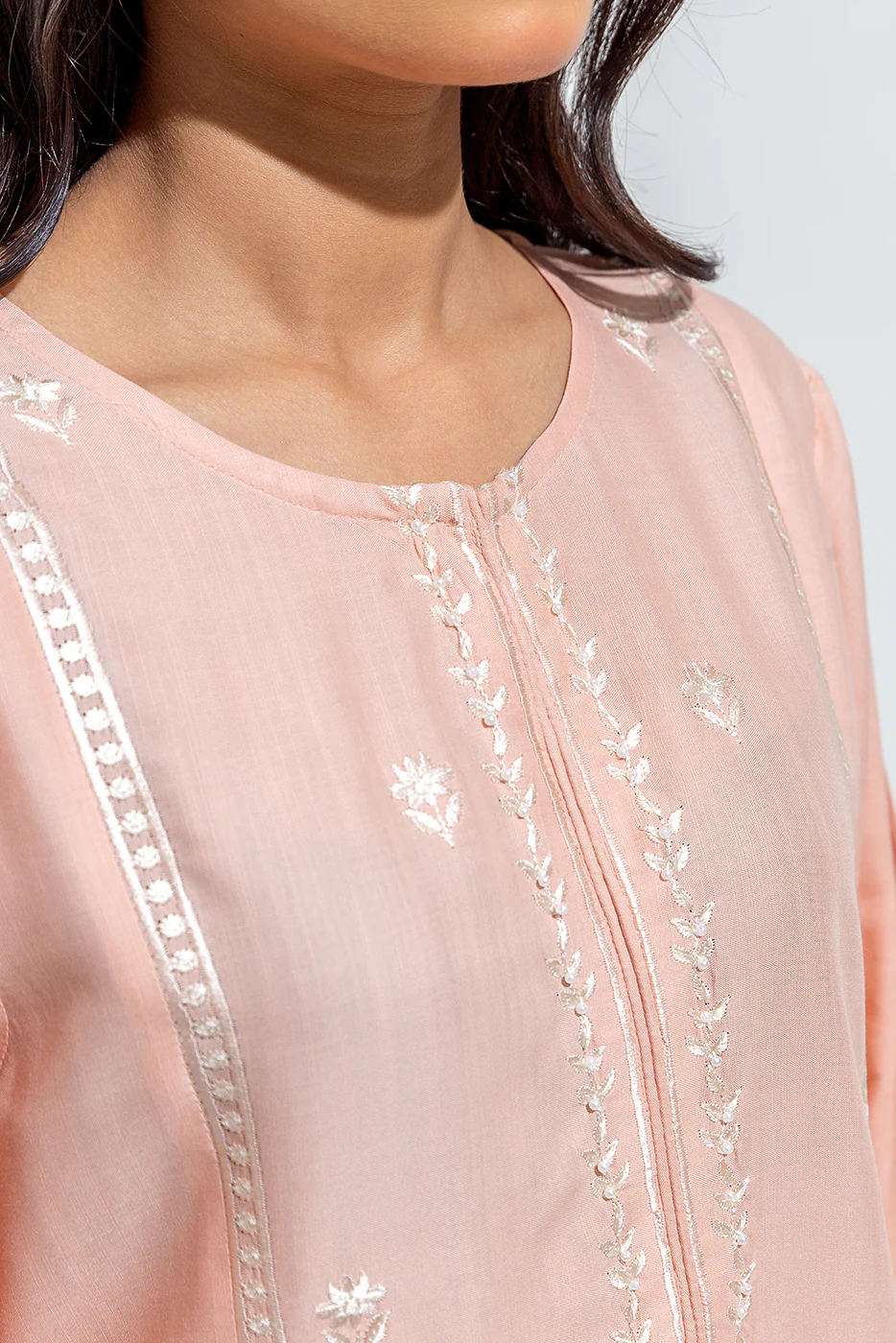 EMBROIDERED VISCOSE SLUB SHIRT (PRET) - Image 4