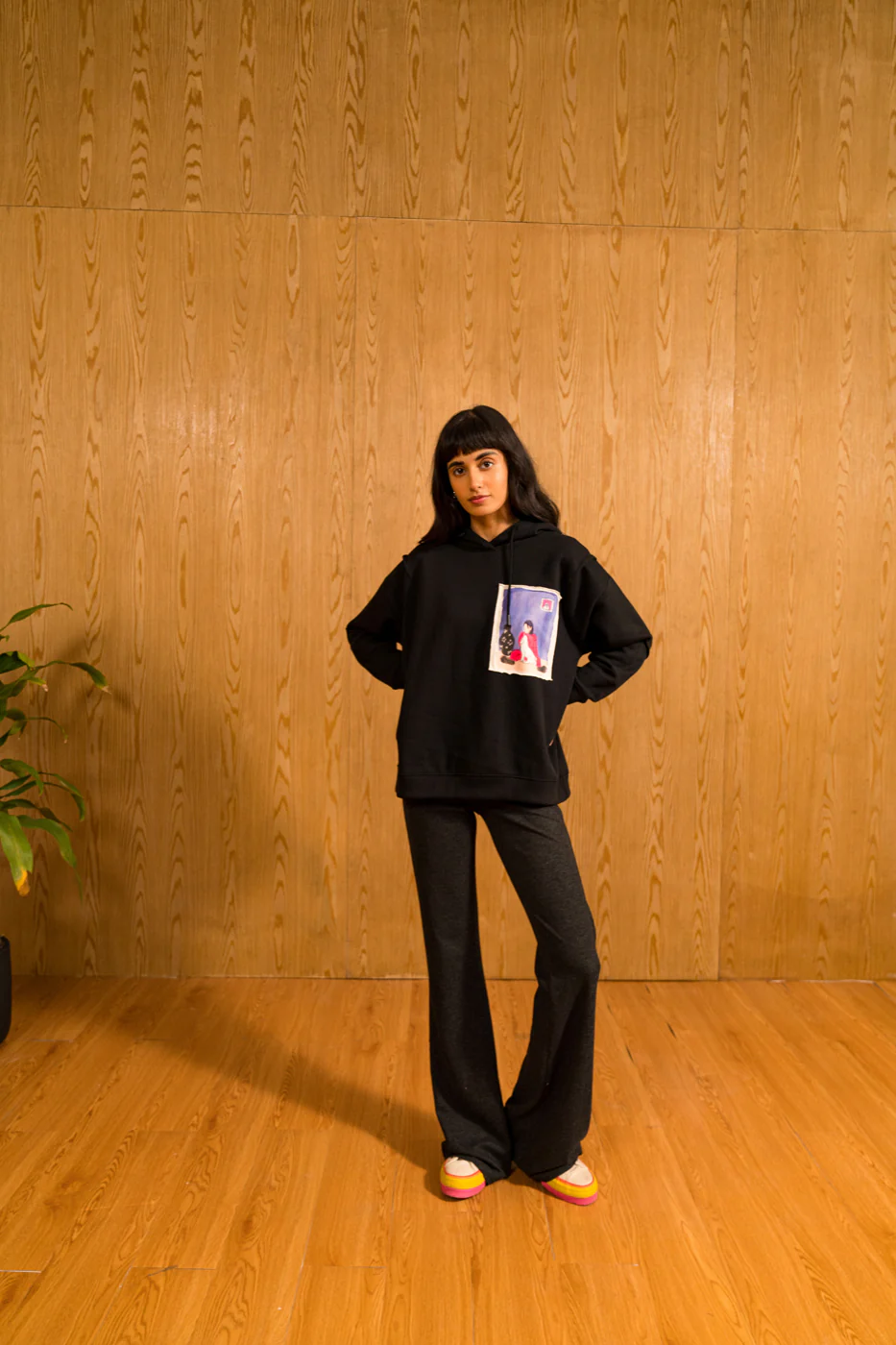 OVERSIZED GRAPHIC HOODIE - Image 2