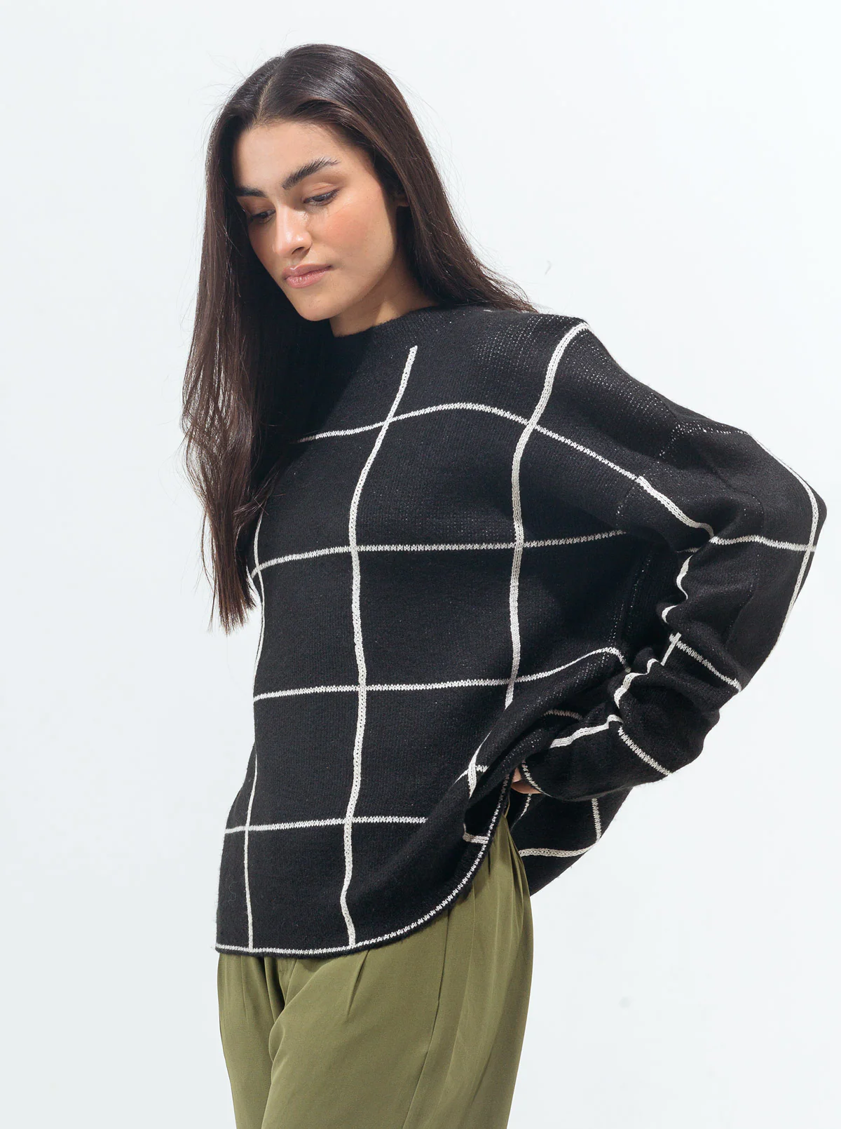 BLACK CONTRAST GRID PULLOVER - Image 2